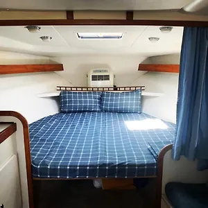 cozy-private-two-rooms-yacht-in-barcelona-port-forum.catalonia-hotels.com/