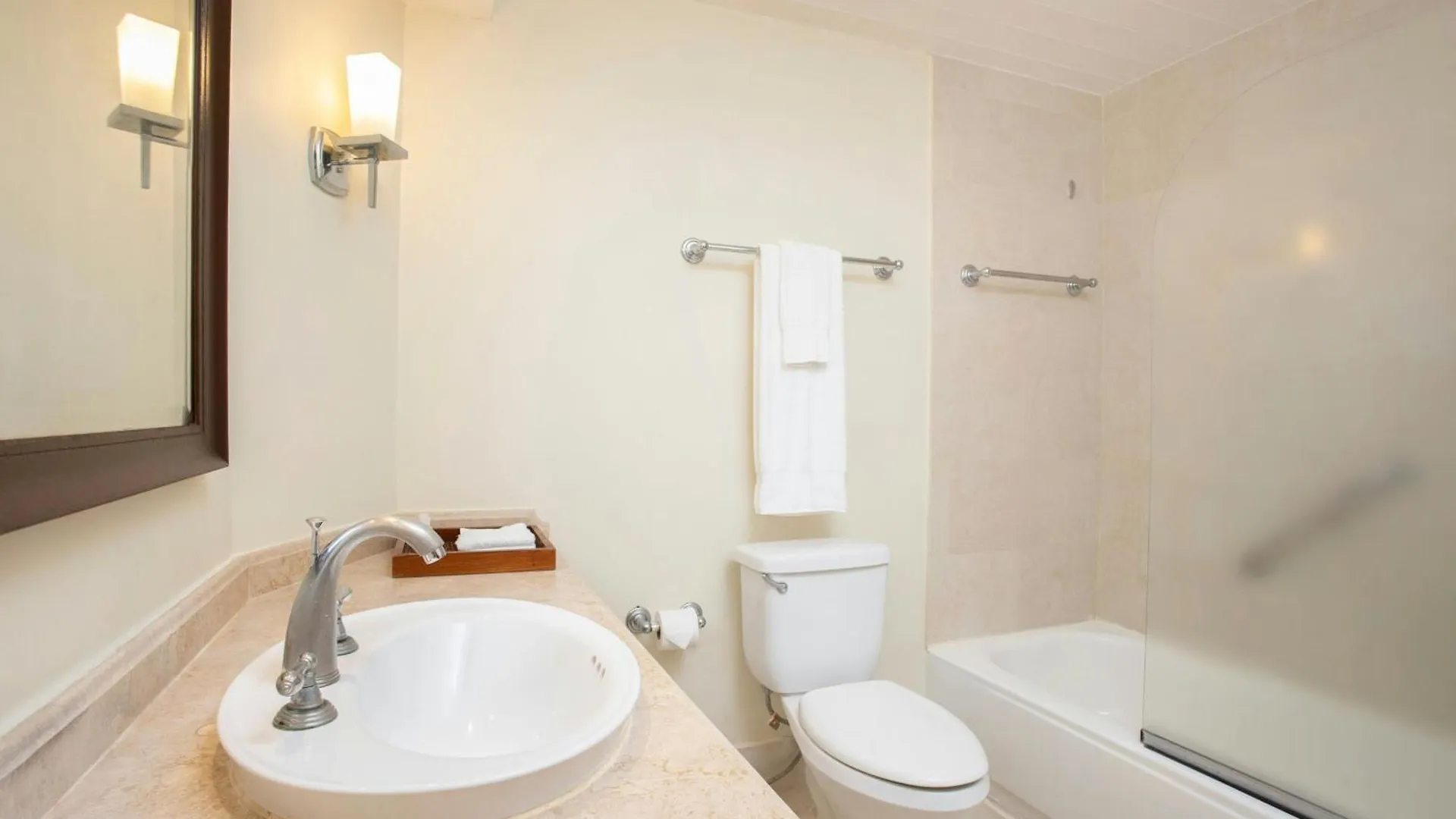 **** Resort Turtle Beach, A Tribute Portfolio All Inclusive Hotel Christ Church Barbados